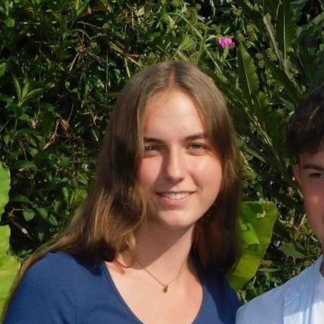 Babysitter in Cortil-Noirmont: Elise