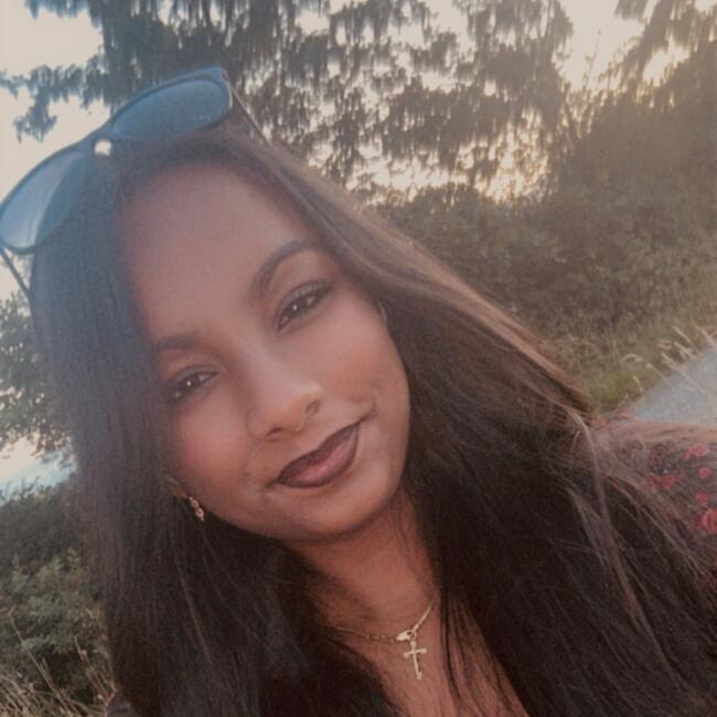 Babysitter in Zürich: Romina