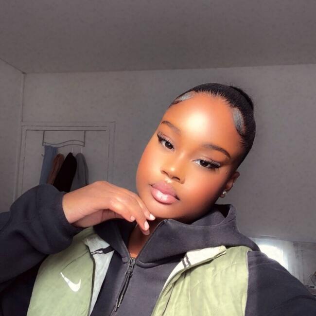 Babysitter in Bagneux: Aaliya