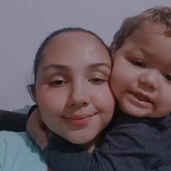 Família Sarandi: Isabela