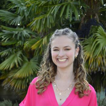 Babysitter in Nantes: Léonie