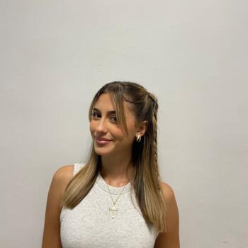 Babysitter in Vienna: Mia