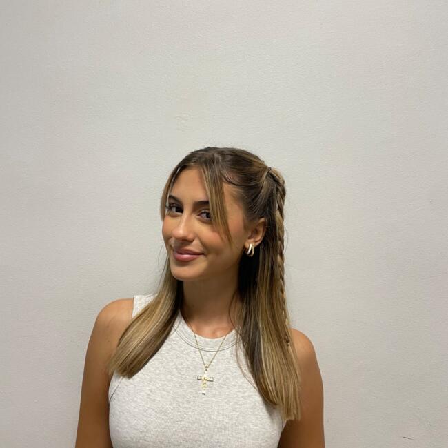 Babysitter in Vienna: Mia