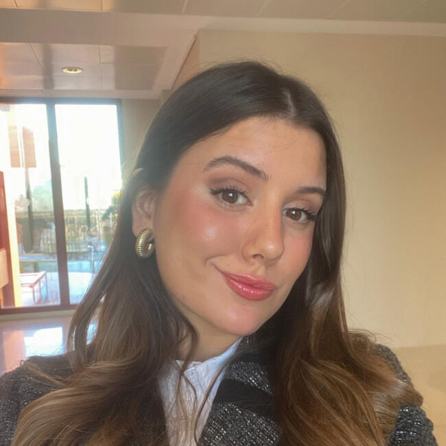 Babysitter in Gines: Ana