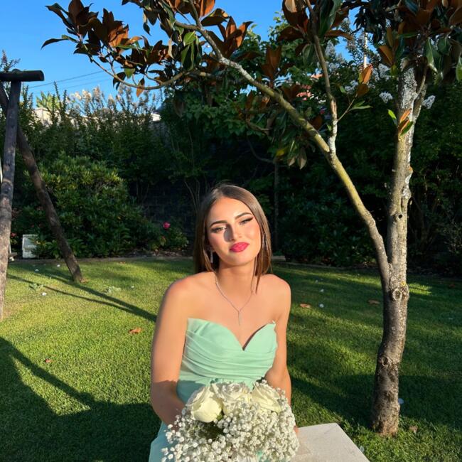 Babysitter in Chilly-Mazarin: Jessica