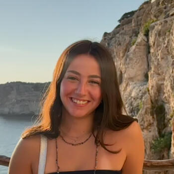 Canguro en Algete: Laura