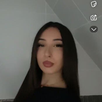 Babysitter in Notre-Dame-de-Bondeville: Maëlyss