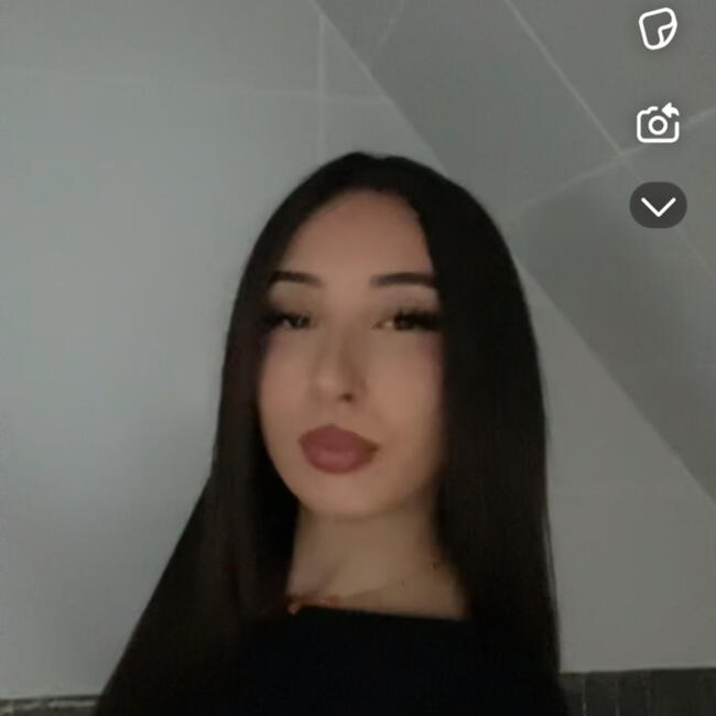 Babysitter in Notre-Dame-de-Bondeville: Maëlyss