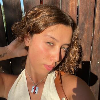 Babysitter a Fiumicino: Aurora