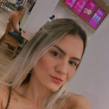 Babysitter in Louveira: Dayane