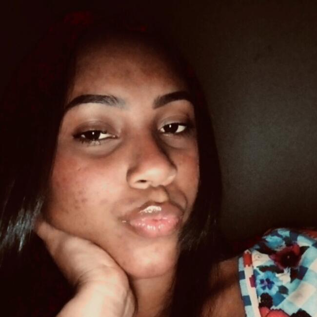 Babysitter in Aracaju: Poliane