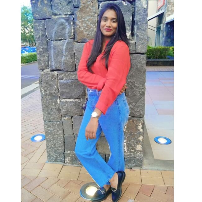 Babysitter in Quatre Bornes: Karishma