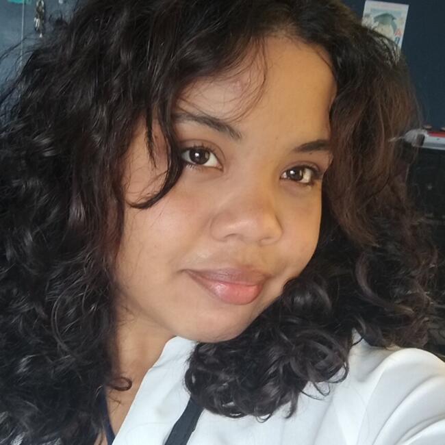 Babysitter in Ananindeua: Nadinne