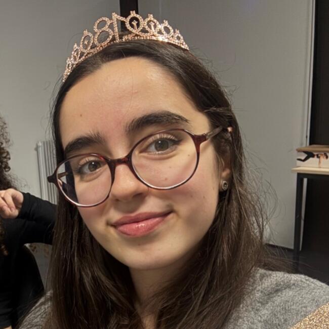 Babysitter in Maurepas: Léa