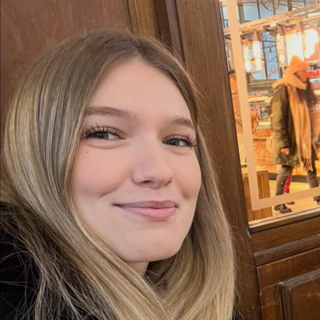 Babysitter in Sotteville-lès-Rouen: Illiana