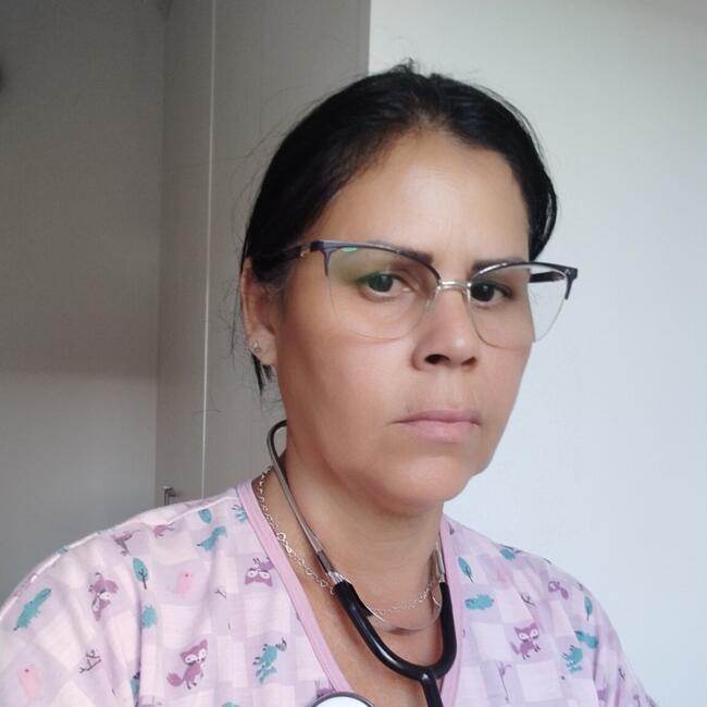 Babá em Campo Grande: Roseli