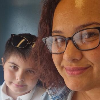 Δουλειά για babysitter στην περιοχή Λονδίνο: δουλειά φύλαξης παιδιών Clair