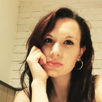 Nanny in Estella-Lizarra: Sony