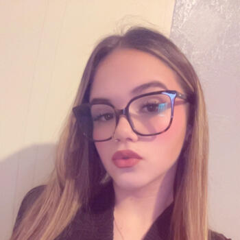 Babysitter Angoulême: Yoana