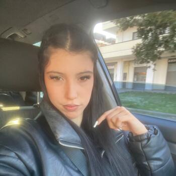 Babysitter in Vitulazio: Mati