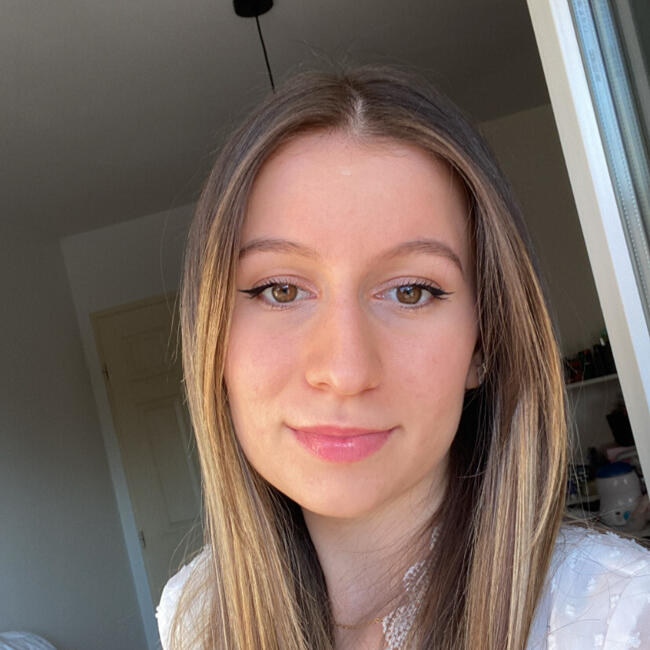 Babysitter in Domessin: Victorine