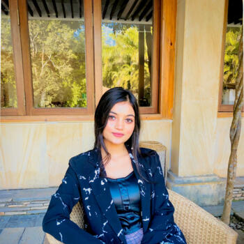 Babysitter em Melbourne: Monika basel