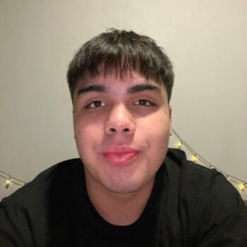 Babysitter in Brisbane: Matias