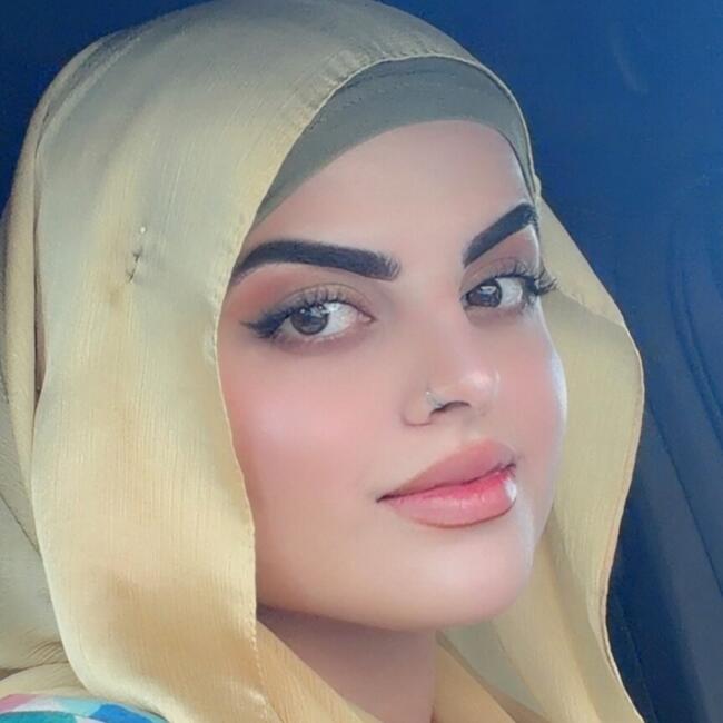 Baby-sitter in Richmond Hill: Aisha