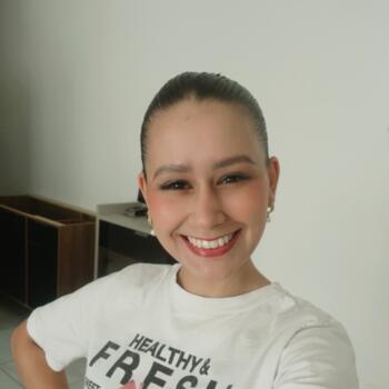 Babysitter Blumenau: Maria Eduarda Calaudino