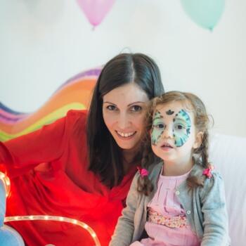 Babysitting job in Maia: babysitting job Dora