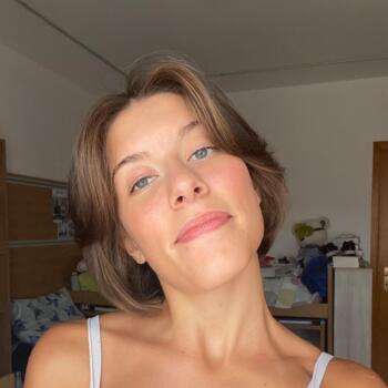Babysitter in Aci Catena: Cecilia