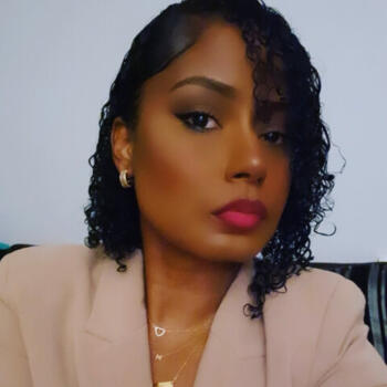 Babysitter in Leeds: Melinda