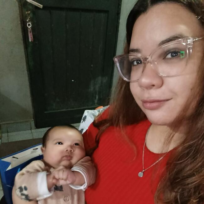 Babá em Florianópolis: Luana itati