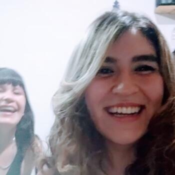 Niñera en Isidro Casanova: Merlina