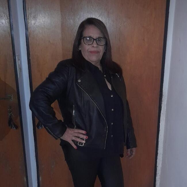 Babysitter in Quilmes: Nora