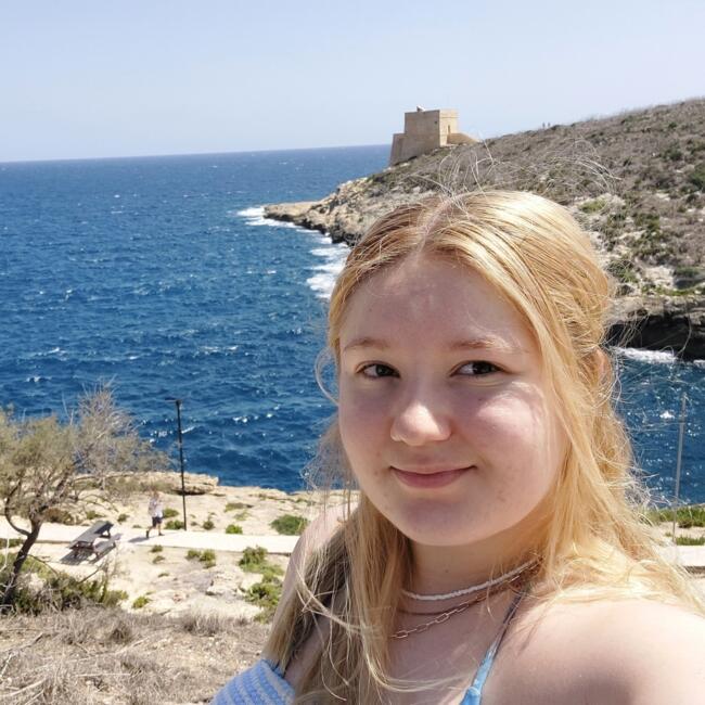 Babysitter in Granada: Carolina