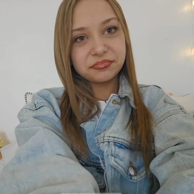 Babysitter in Xeuilley: Tiphaine