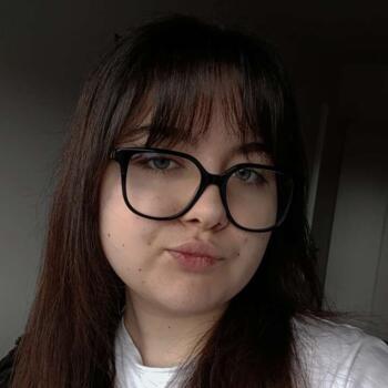 Babysitter in Grande-Synthe: Inès