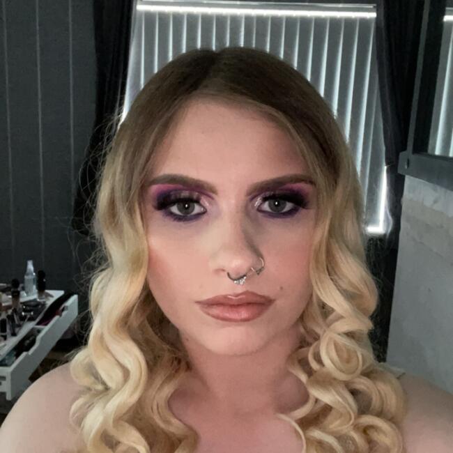 Babysitter in Belfast: Olivia