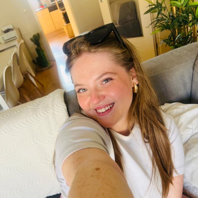 Babysitter in Braine-l’Alleud: Laura