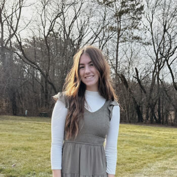 Babysitter in Woodstock: Abby