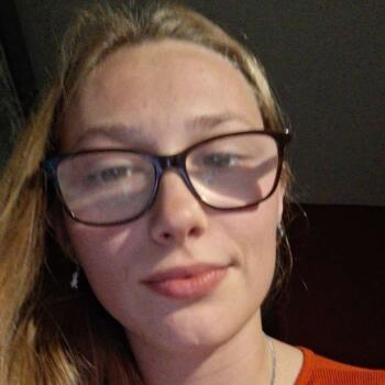 Babysitter in Herenthout: Shari