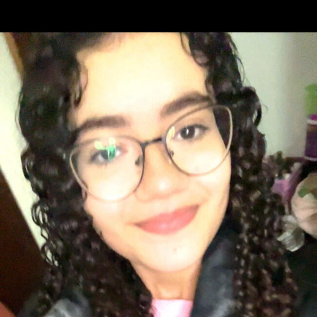 Babysitter in Pontinha: Débora