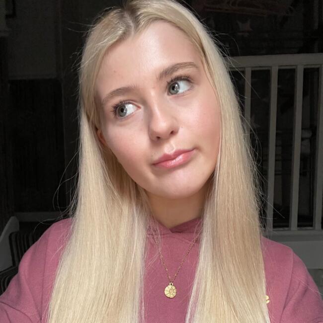 Babysitter in Winchester: Tamsin