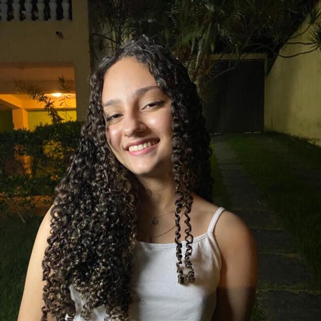 Babysitter in Conselheiro Lafaiete: Manuella