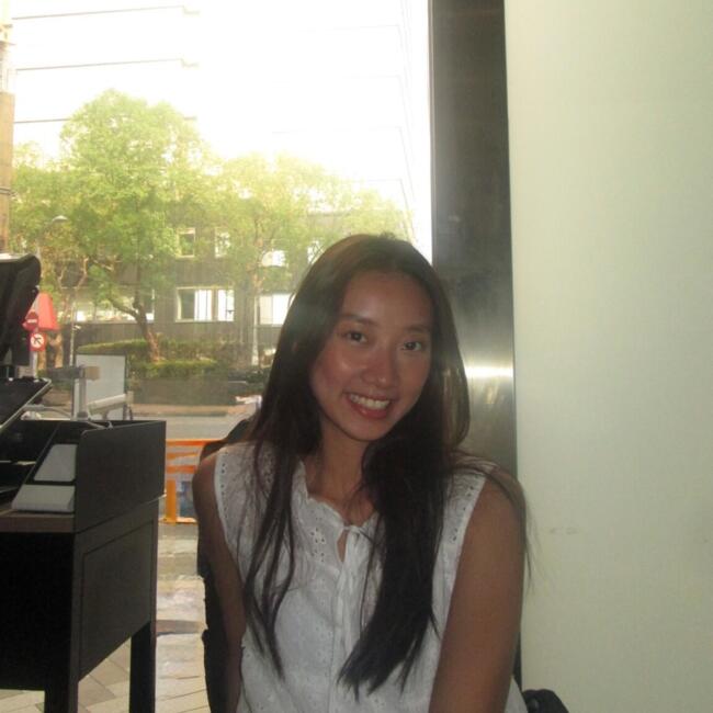 位于新加坡的临时保姆: Alethea