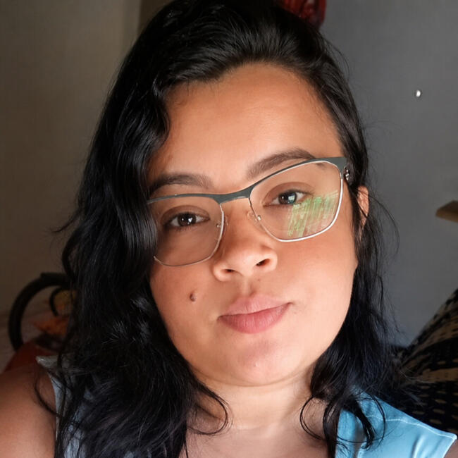Babá em Santo Antônio do Descoberto: Thais