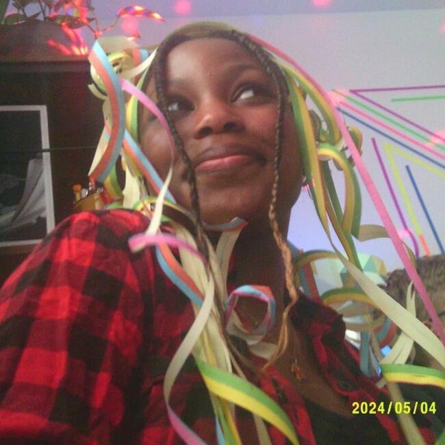 Babysitter in Issy-les-Moulineaux: Mimi