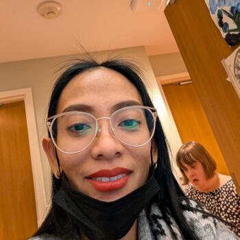 Babysitting job in Chicago: babysitting job Hyacynth