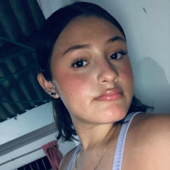 Babysitter in Soledad: Taliana